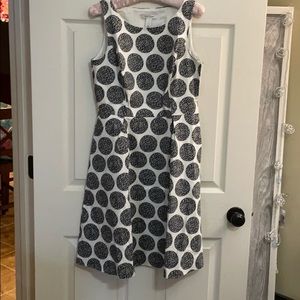 White house black market sleeveless dress size 6